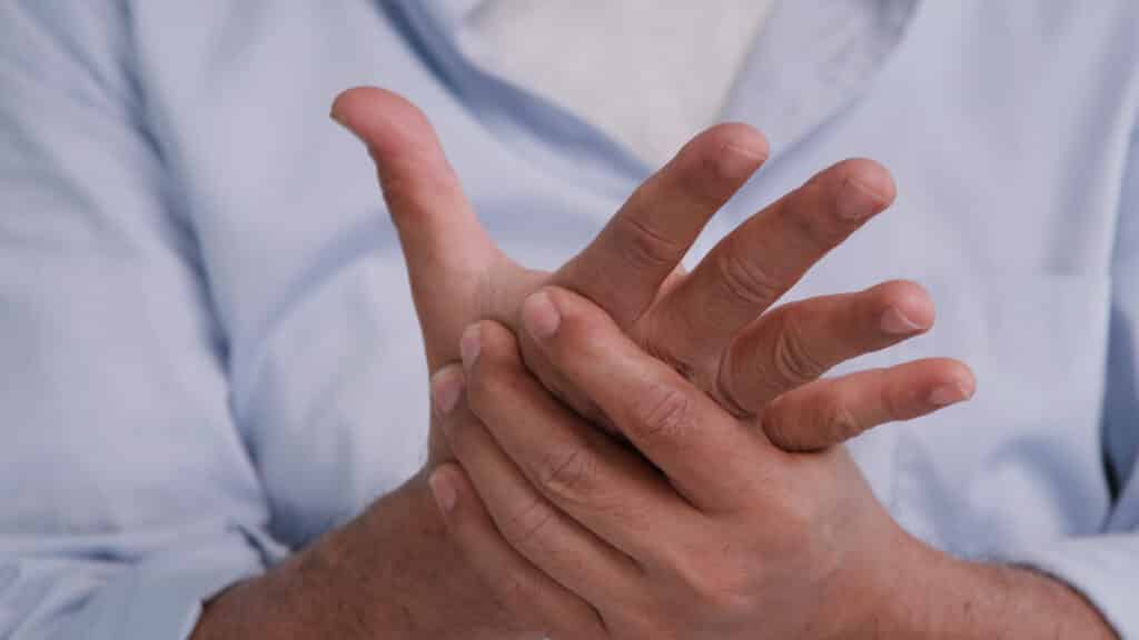 Relatyv - hand spasm