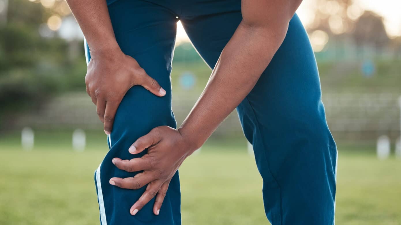 Relatyv - Knee Injury