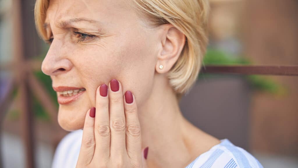Relatyv - Jaw Pain