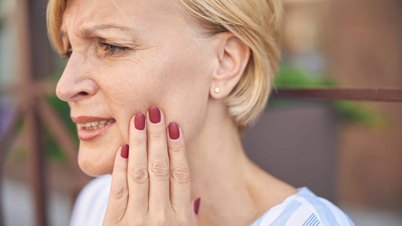 Relatyv - Jaw Pain